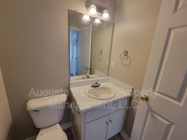 Building Photo - 117 Palmer Ct