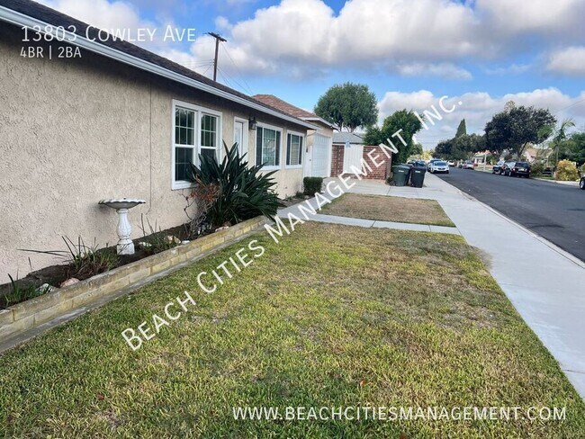 Building Photo - 13803 Cowley Ave