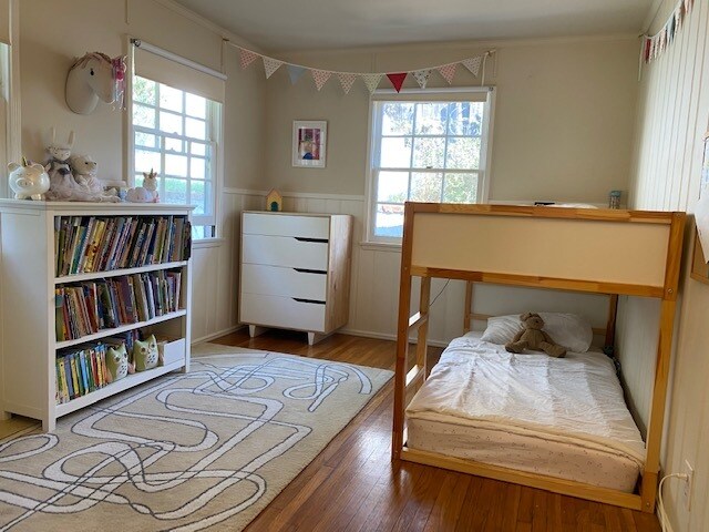 Backbedroom - 1936 Weepah Way