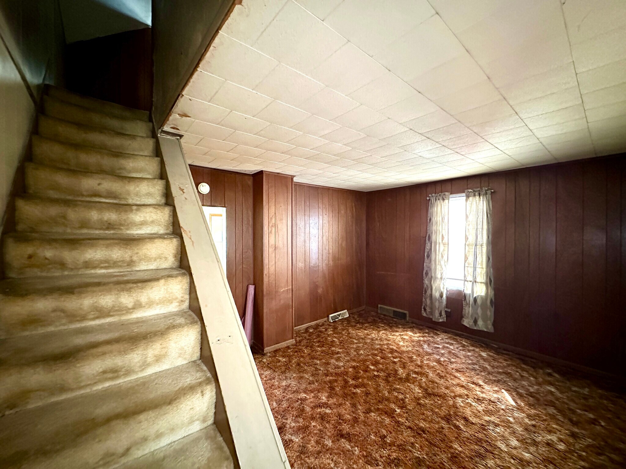 Building Photo - 806 1/2 Harrison St