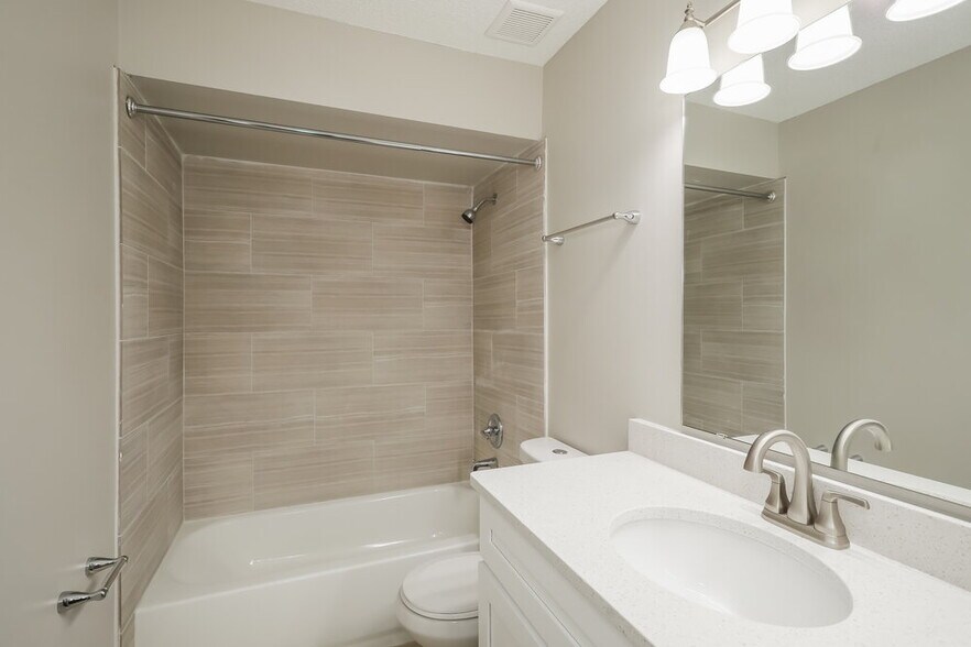 Building Photo - 4142 Cransley Pl