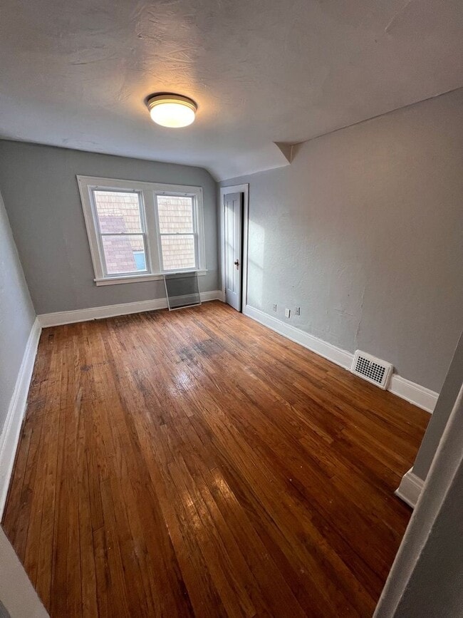 Building Photo - 18101 Schenely Ave