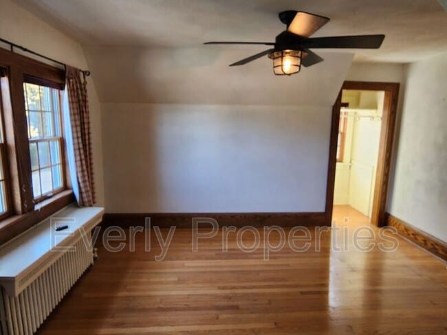 Building Photo - 120 68th Pl