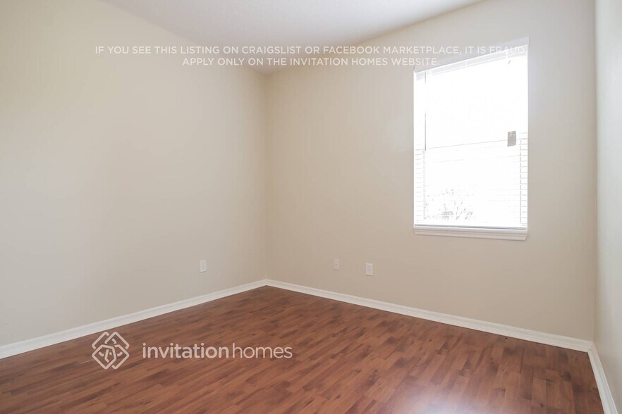 Building Photo - 5390 Red Leaf Ct