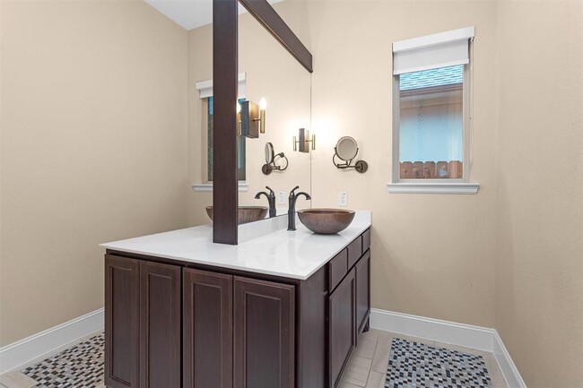 Building Photo - 21112 Verismo Dr
