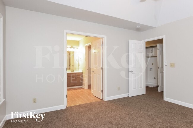 Building Photo - 1792 Glenridge Dr