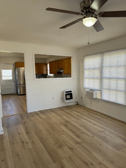 Building Photo - 4338 Cunningham Dr