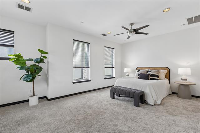 Building Photo - 4312 McKinney Ave