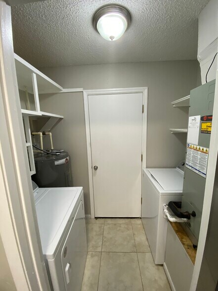 Building Photo - 261 Deltona Blvd
