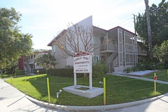 Building Photo - Conejo Park Apartments