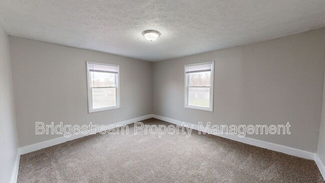 Building Photo - 239 Fillmore St