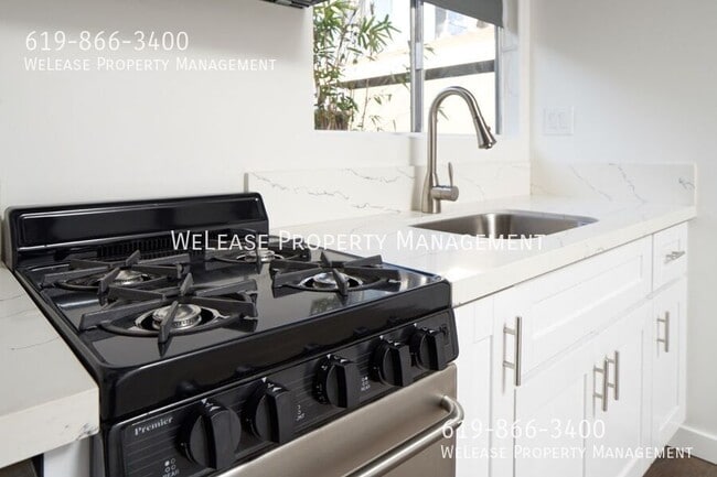 Building Photo - 4077 Kansas St