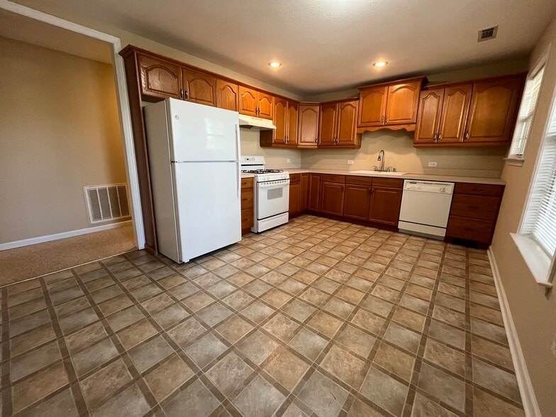 Kitchen - 7218 Timber Trl