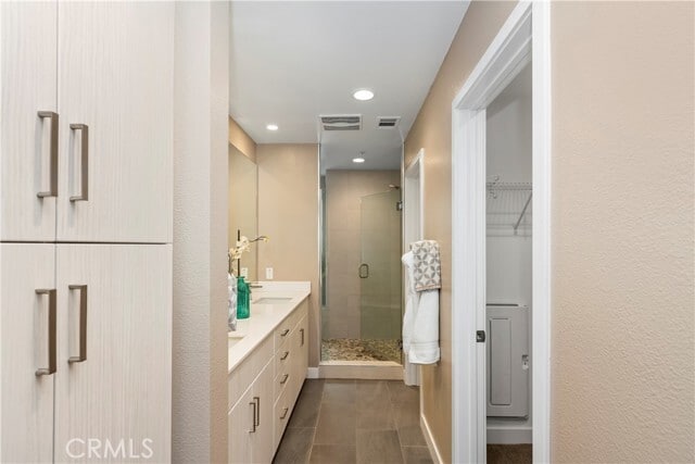 Building Photo - 231 Elm Ave