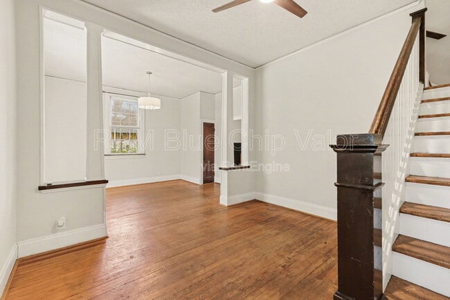 Building Photo - 2220 Salvador St