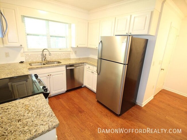 Building Photo - 120 Bellegrove Cir