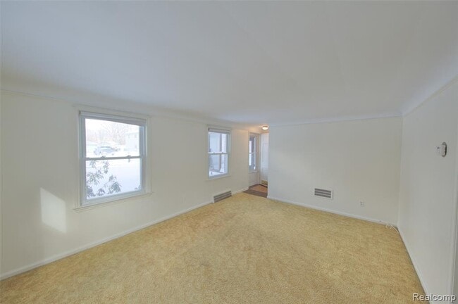 Building Photo - 9249 Whitall Ln