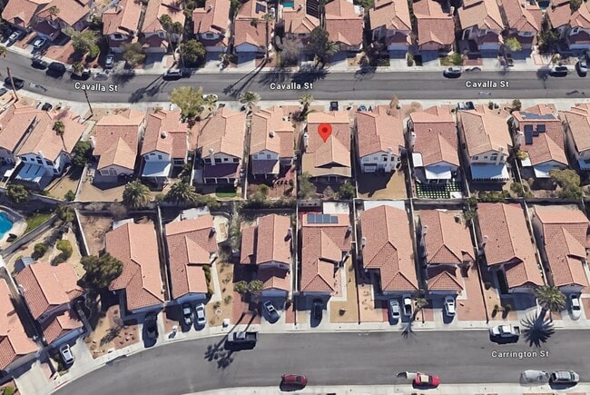 Building Photo - Step into this charming 3-bedroom, 2-bathroom residence in Henderson