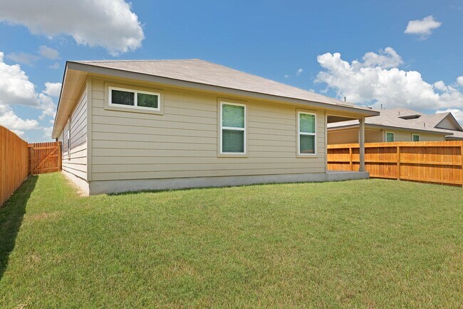 Building Photo - Valley Ranch ~Northwest San Antonio