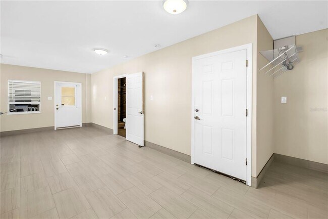 Building Photo - 8702 Blind Pass Rd