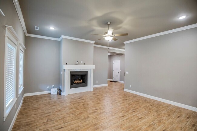 Building Photo - ***1025 Kimball Lane***