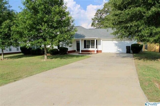 Building Photo - 241 Tanner Point Dr