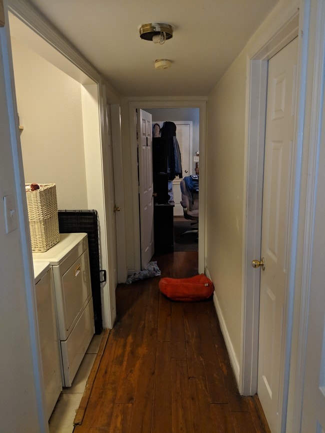 Building Photo - 2331 D'Abadie St