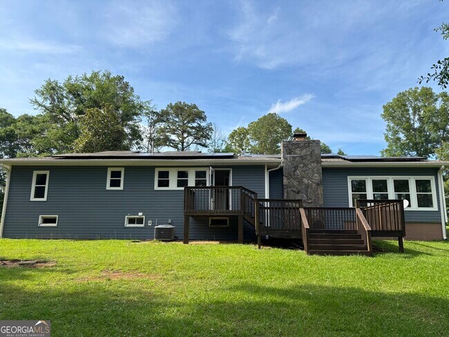Building Photo - 1402 Dewey St