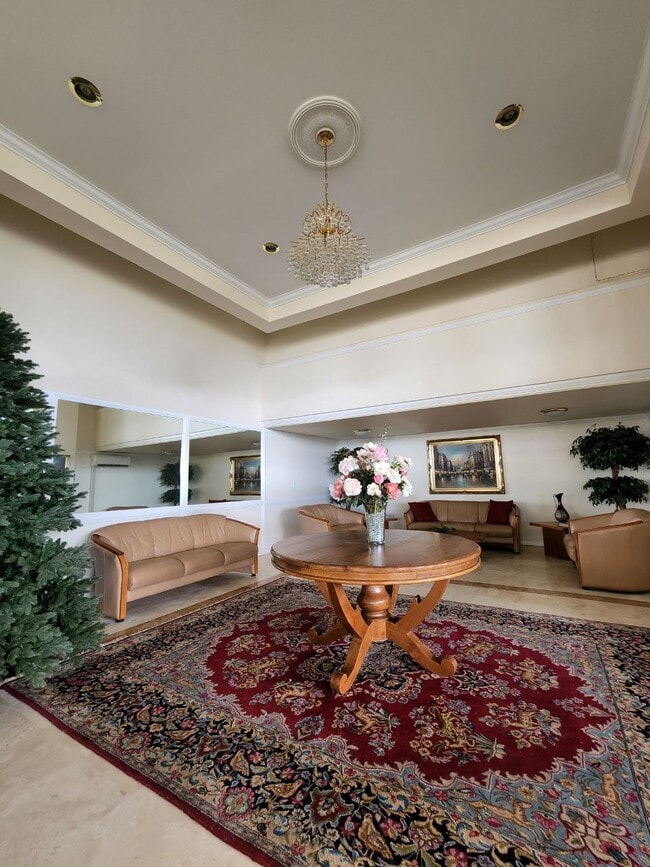 Building Photo - 98-288 Kaonohi St