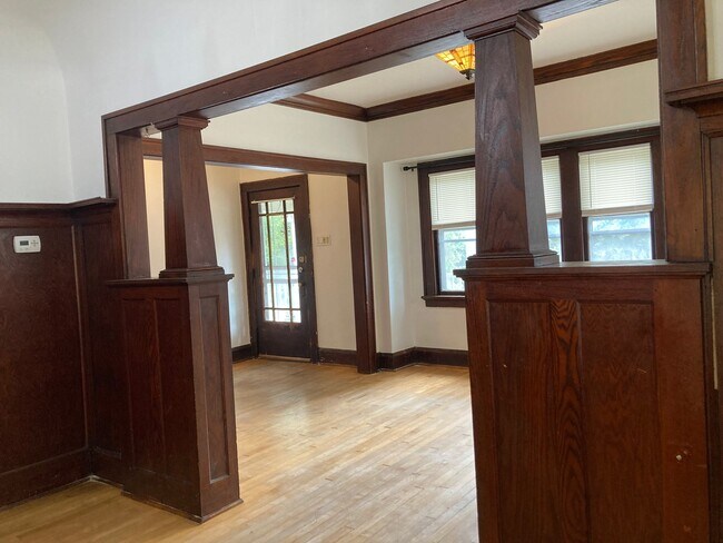 Building Photo - 3131 N Fratney St