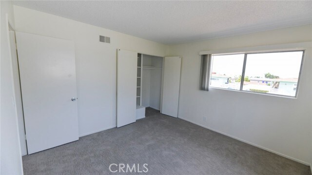 Building Photo - 218 Avenida Rosa