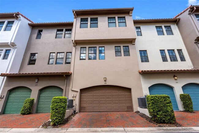 Building Photo - 6012 Yeats Manor Dr