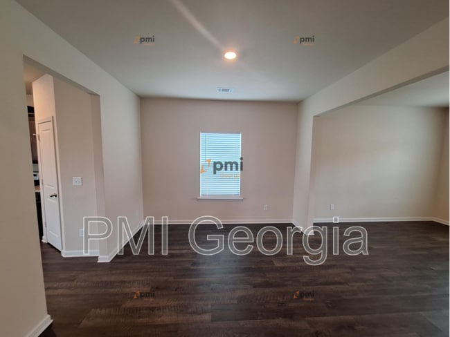 Building Photo - 110 Foley Dr