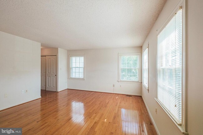 Building Photo - 14342 Brookmere Dr