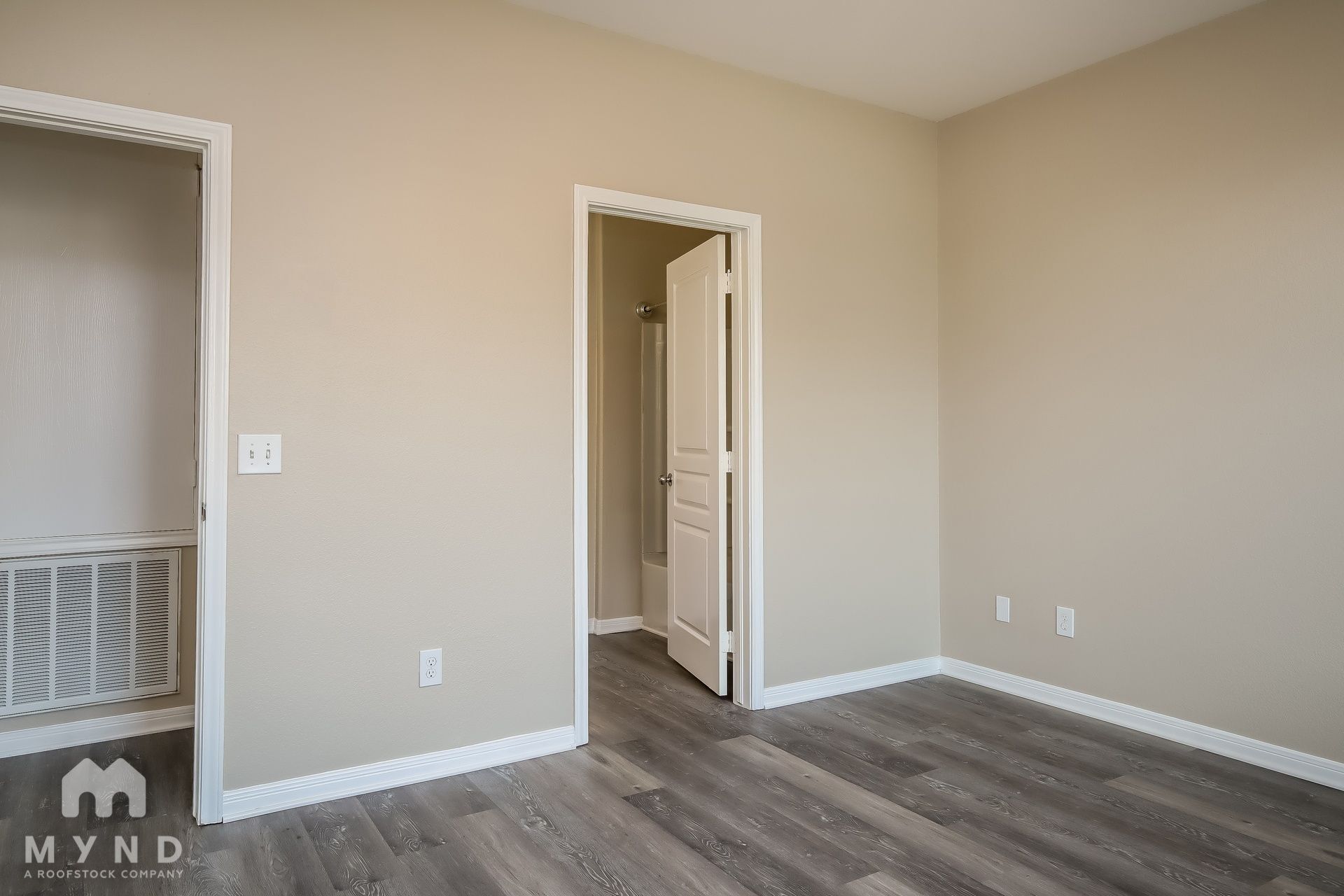 Building Photo - 6607 Dayridge Ln