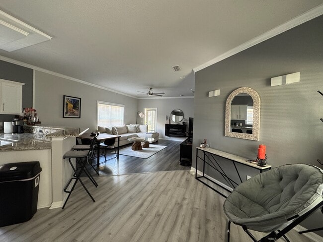 Building Photo - 1376 NW 120th Way