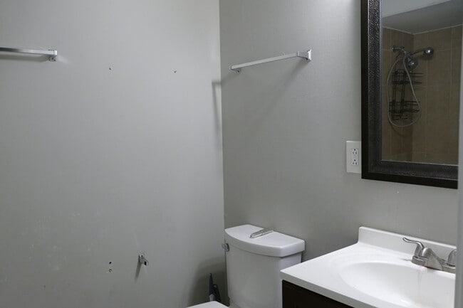 Building Photo - 7724 Woodward Ave