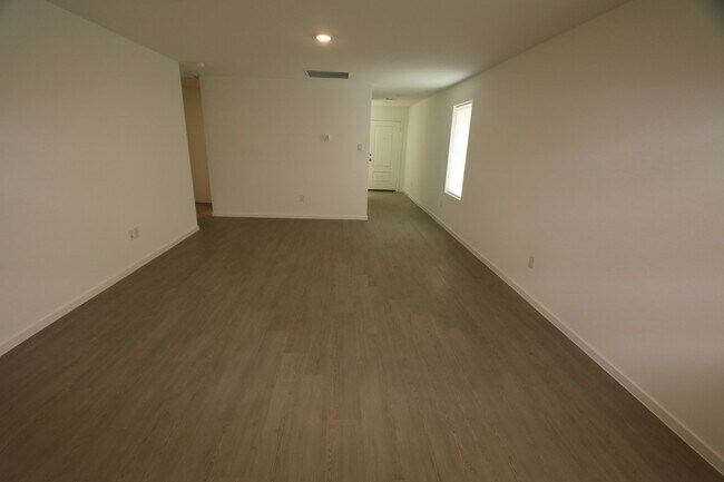 Building Photo - 6827 Lantana Leaf Ln