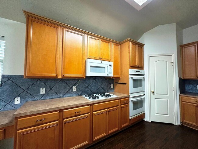 Building Photo - 24018 Indian Hills Way