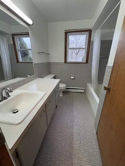 Building Photo - 112 N Brewer Dr