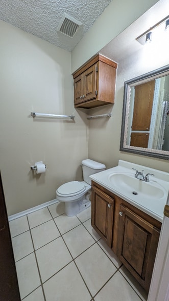 Building Photo - 7126 NW 115th St