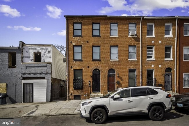 Building Photo - 22 N Carey St