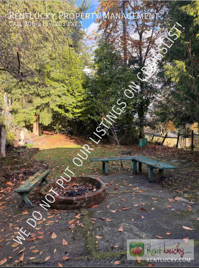 Building Photo - 1522 NE 97th St