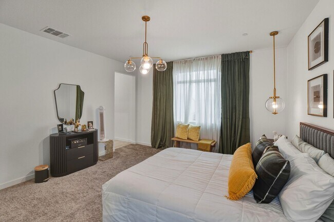 Building Photo - 1511 Algodon Rd