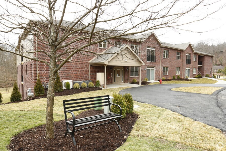 The Meadows at Stonebrook Village Pittsburgh, PA Apartment Finder
