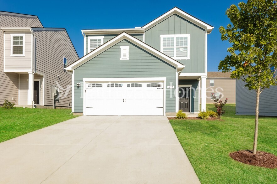 Building Photo - 1052 Large Poppy Dr