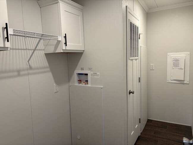 Building Photo - 296 Cimarron