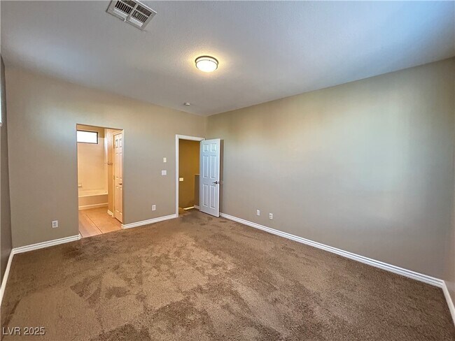Building Photo - 8158 Altamont Ridge St