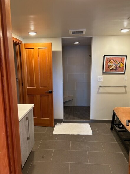 Bathroom 1 - 7702 SE 58th St