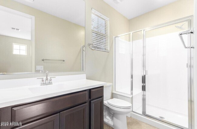 Building Photo - 9418 E Theia Dr